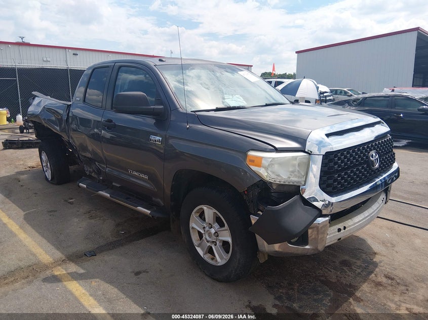 2014 Toyota Tundra VIN 5TFRY5F18EX151583 IAAI salvage auction — SIDE, Salvage Title, sold $3,850 on 2026-07-25 (photo 1)