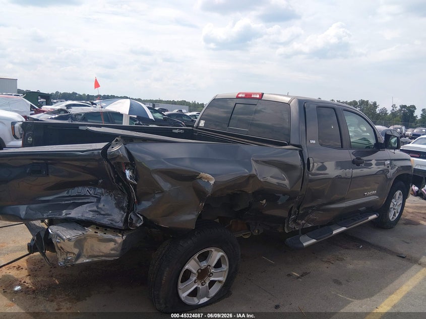 2014 Toyota Tundra VIN 5TFRY5F18EX151583 IAAI salvage auction — SIDE, Salvage Title, sold $3,850 on 2026-07-25 (photo 4)