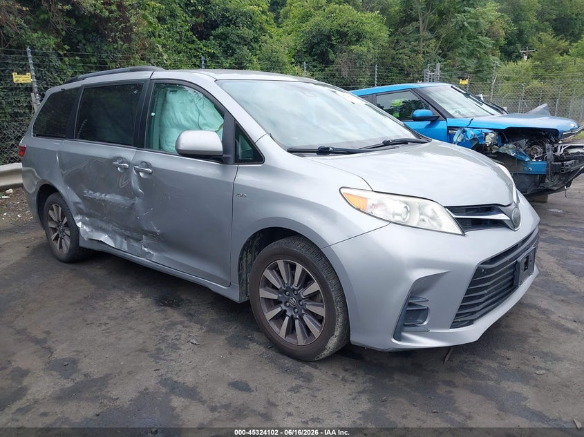 2018 Toyota Sienna VIN 5TDJZ3DC0JS189425 IAAI salvage auction — RIGHT SIDE, Salvage (North Carolina), sold $3,400 on 2026-07-09 (photo 1)