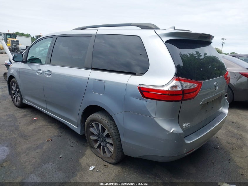 2018 Toyota Sienna VIN 5TDJZ3DC0JS189425 IAAI salvage auction — RIGHT SIDE, Salvage (North Carolina), sold $3,400 on 2026-07-09 (photo 3)