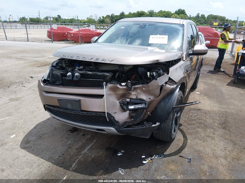 2017 Land rover Discovery sport VIN SALCR2BG3HH641982 IAAI salvage auction — FRONT END, Salvage Title, sold $2,425 on 2026-08-03 (photo 2)