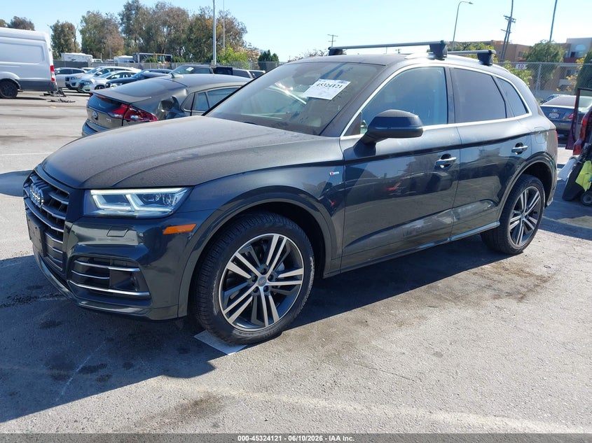 2020 Audi Q5 VIN WA1E2AFY5L2105350 IAAI salvage auction — RIGHT FRONT, Salvage Title, sold $13,100 on 2026-07-11 (photo 2)