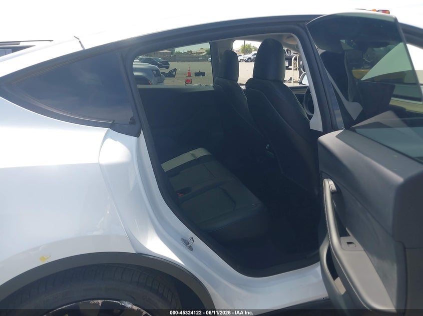 2023 Tesla Model y VIN 7SAYGDEEXPF791033 IAAI salvage auction — LEFT FRONT, Salvage (Arizona), sold $11,000 on 2026-07-21 (photo 8)