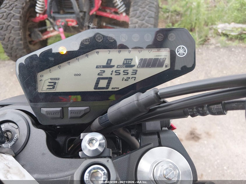 2018 Yamaha Mt VIN JYARN53E5JA003710 IAAI salvage auction — REAR END, Prior Salvage (Minnesota), sold $25 on 2026-07-31 (photo 7)