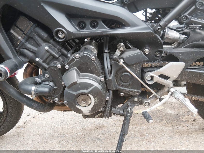 2018 Yamaha Mt VIN JYARN53E5JA003710 IAAI salvage auction — REAR END, Prior Salvage (Minnesota), sold $25 on 2026-07-31 (photo 9)