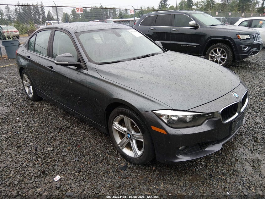 2015 BMW 3er VIN WBA3B3G54FNR87950 IAAI salvage auction — LEFT FRONT, Bill Of Sale (Washington), sold $5,050 on 2026-07-08 (photo 1)