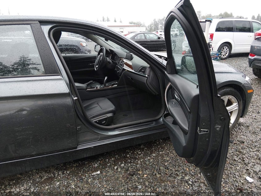 2015 BMW 3er VIN WBA3B3G54FNR87950 IAAI salvage auction — LEFT FRONT, Bill Of Sale (Washington), sold $5,050 on 2026-07-08 (photo 5)