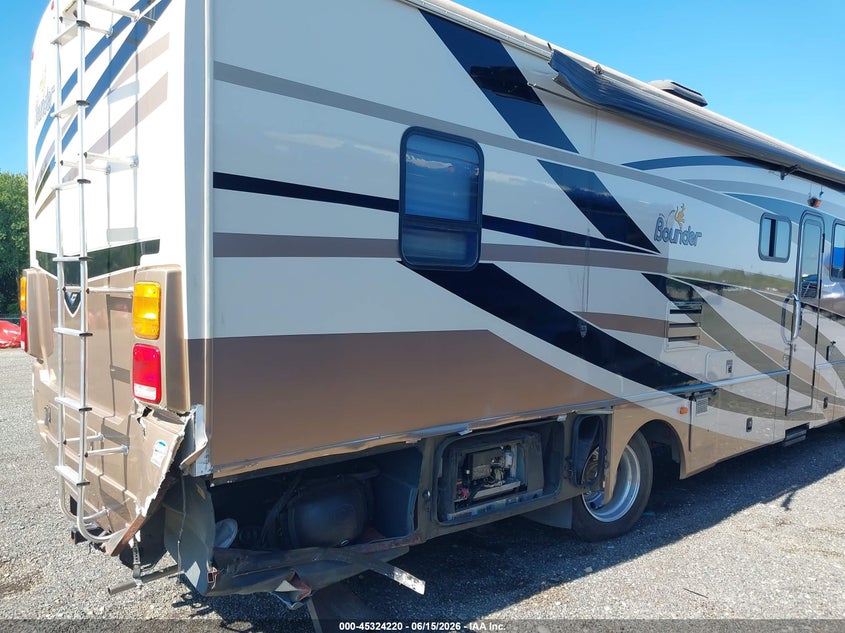 2008 Workhorse Custom Chassis Motorhome Chassis VIN 5B4MP67G783428392 IAAI salvage auction — REAR END, Salvage - 75% Or Less (Maryland), sold $2,850 on 2026-08-12 (photo 6)
