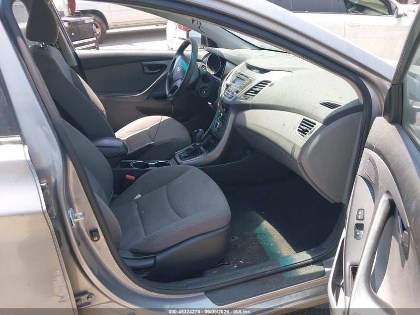 2016 Hyundai Elantra VIN KMHDH4AE2GU504267 IAAI salvage auction — NORMAL WEAR, Salvage Title, sold $900 on 2026-07-22 (photo 5)