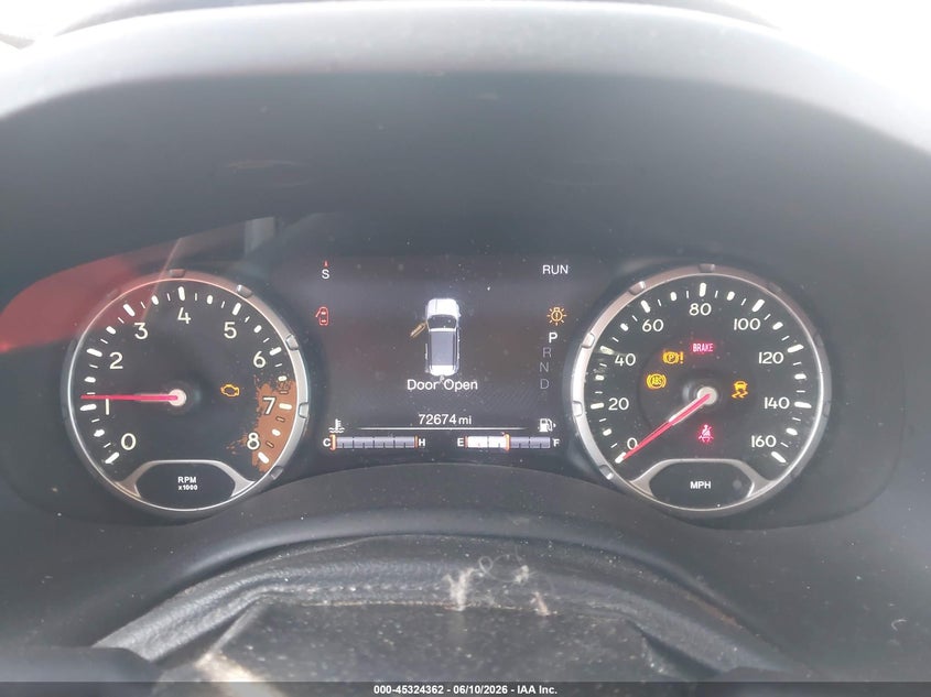 2017 Jeep Renegade VIN ZACCJADBXHPG29458 IAAI salvage auction — FRONT END, Salvage (Illinois), sold $1,300 on 2026-08-11 (photo 7)