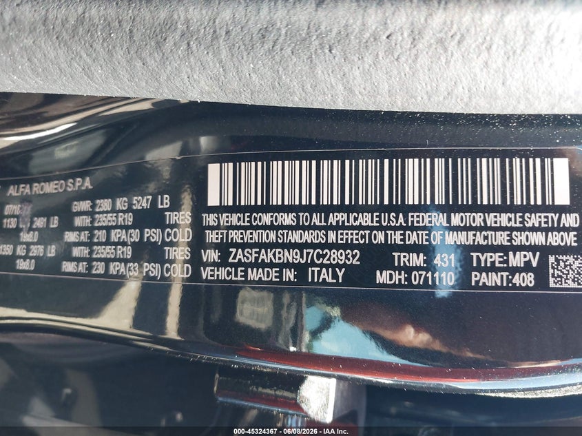 2018 Alfa romeo Stelvio VIN ZASFAKBN9J7C28932 IAAI salvage auction — FRONT END, Wait Title, sold $3,850 on 2026-09-02 (photo 9)