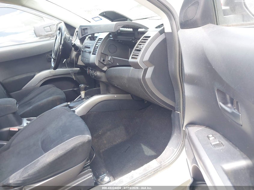 2007 Mitsubishi Outlander VIN JA4MS31X57Z015442 IAAI salvage auction — REAR END, Salvage (Texas), sold $25 on 2026-07-28 (photo 5)
