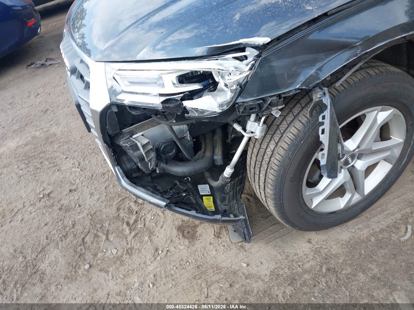 2019 Audi Q5 VIN WA1ANAFY5K2136814 IAAI salvage auction — FRONT END, Salvage (Massachusetts), sold $5,225 on 2026-07-21 (photo 6)