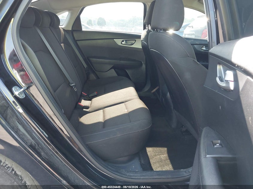 2020 Kia Forte VIN 3KPF24AD5LE214572 IAAI salvage auction — FRONT END, Salvage (Illinois), sold $1,650 on 2026-07-31 (photo 8)