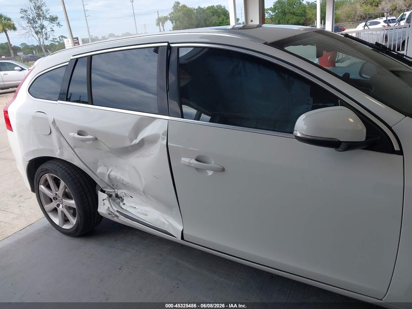 2016 Volvo V60 VIN YV140MEK2G1288640 IAAI salvage auction — RIGHT SIDE, Rebuildable (Florida), sold $625 on 2026-08-12 (photo 6)