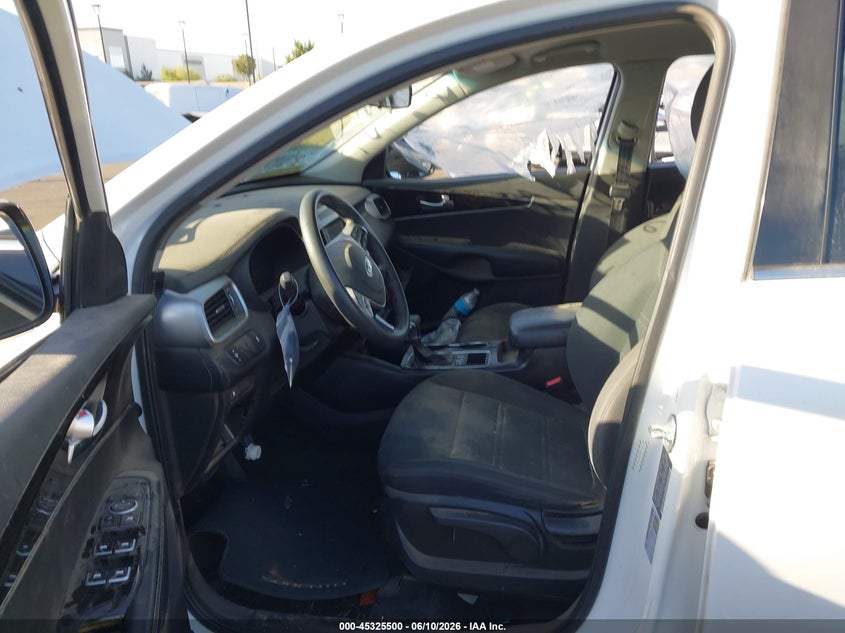 2020 Kia Sorento VIN 5XYPGDA58LG681762 IAAI salvage auction — THEFT, Salvage Title, sold $3,500 on 2026-07-24 (photo 5)