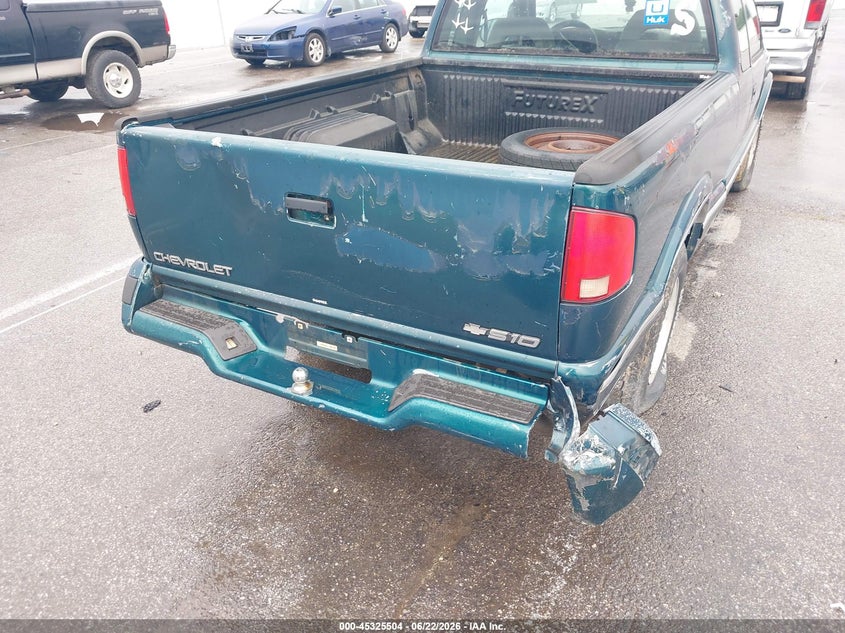 1997 Chevrolet S-10 pickup VIN 1GCCS19XXVK246241 IAAI salvage auction — NORMAL WEAR, Clear (Indiana), sold $475 on 2026-07-09 (photo 6)