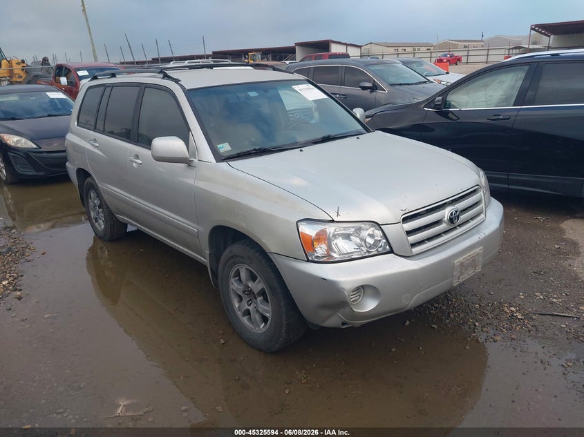 2005 Toyota Highlander VIN JTEDP21A750085678 IAAI salvage auction — NORMAL WEAR, Original (Texas), sold $875 on 2026-07-07 (photo 1)