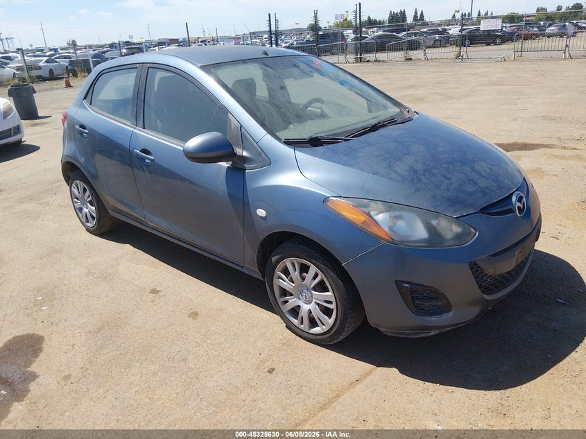 2014 Mazda 2 VIN JM1DE1KZ7E0176264 IAAI salvage auction — NORMAL WEAR, Clear - Dealer Only (California), sold $625 on 2026-07-15 (photo 1)