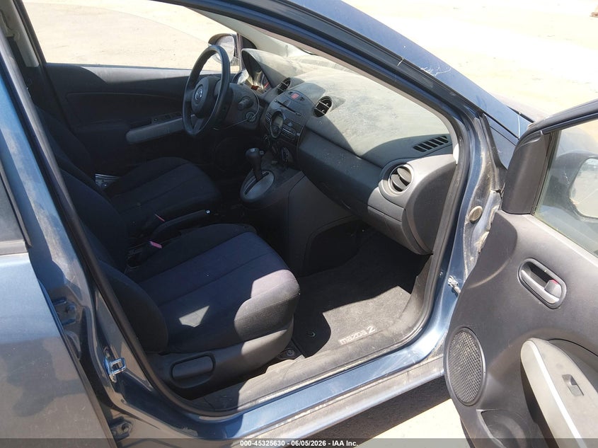 2014 Mazda 2 VIN JM1DE1KZ7E0176264 IAAI salvage auction — NORMAL WEAR, Clear - Dealer Only (California), sold $625 on 2026-07-15 (photo 5)