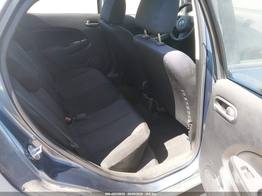 2014 Mazda 2 VIN JM1DE1KZ7E0176264 IAAI salvage auction — NORMAL WEAR, Clear - Dealer Only (California), sold $625 on 2026-07-15 (photo 8)