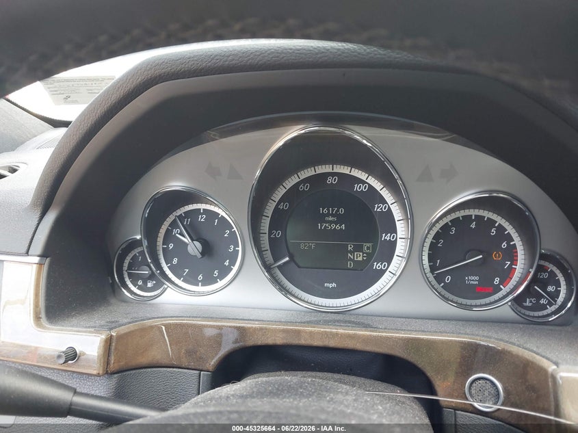 2010 Mercedes-benz E-class VIN WDDHF8HB1AA097653 IAAI salvage auction — LEFT SIDE, Clear (Virginia), sold $825 on 2026-07-13 (photo 7)