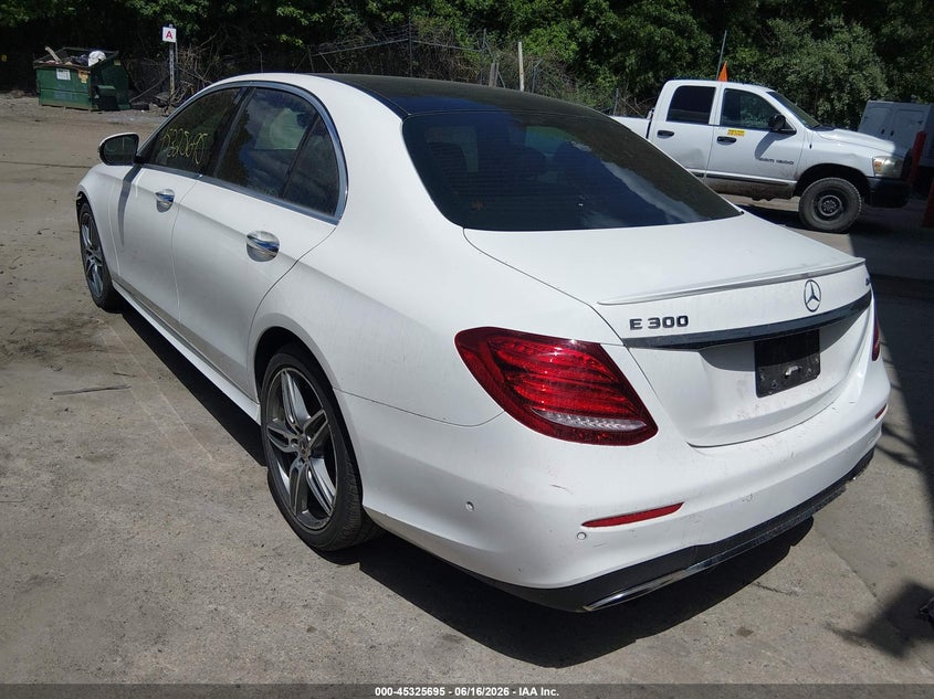 2018 Mercedes-benz E-klasse VIN WDDZF4KB6JA463483 IAAI salvage auction — FRONT END, Salvage (Massachusetts), sold $12,650 on 2026-07-14 (photo 3)