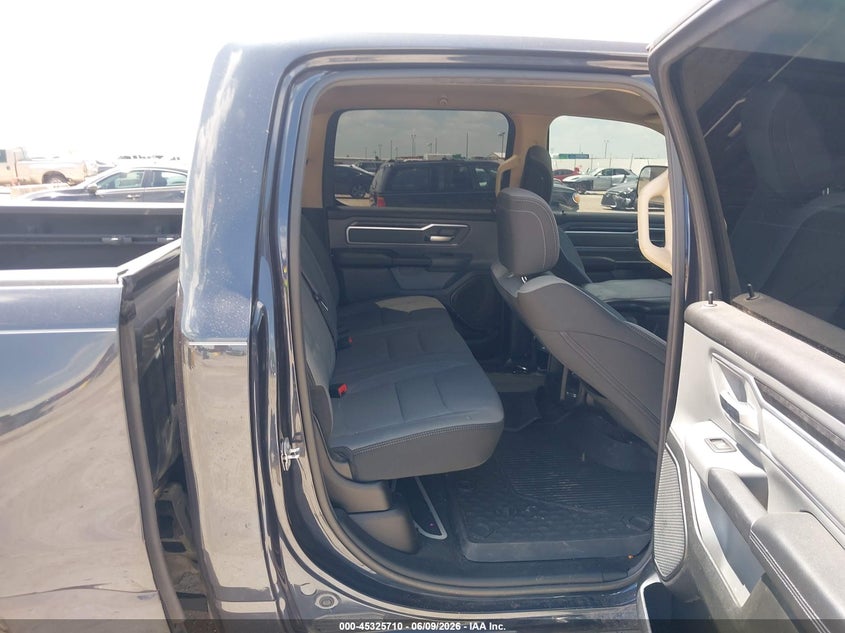 2020 Ram 1500 VIN 1C6RREFG1LN385890 IAAI salvage auction — SIDE, Salvage Title, sold $7,400 on 2026-09-03 (photo 8)