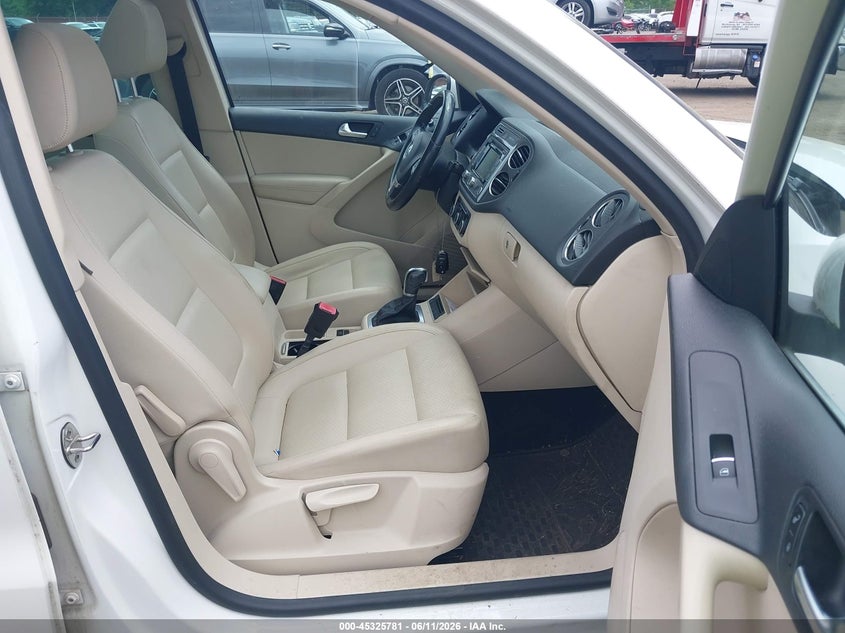 2012 Volkswagen Tiguan VIN WVGBV7AX0CW596139 IAAI salvage auction — FRONT END, Salvage (Idaho), sold $250 on 2026-07-15 (photo 5)