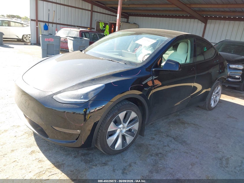 2022 Tesla Model y VIN 7SAYGDEE5NF536223 IAAI salvage auction — REAR END, Salvage (California), sold $9,600 on 2026-07-29 (photo 2)