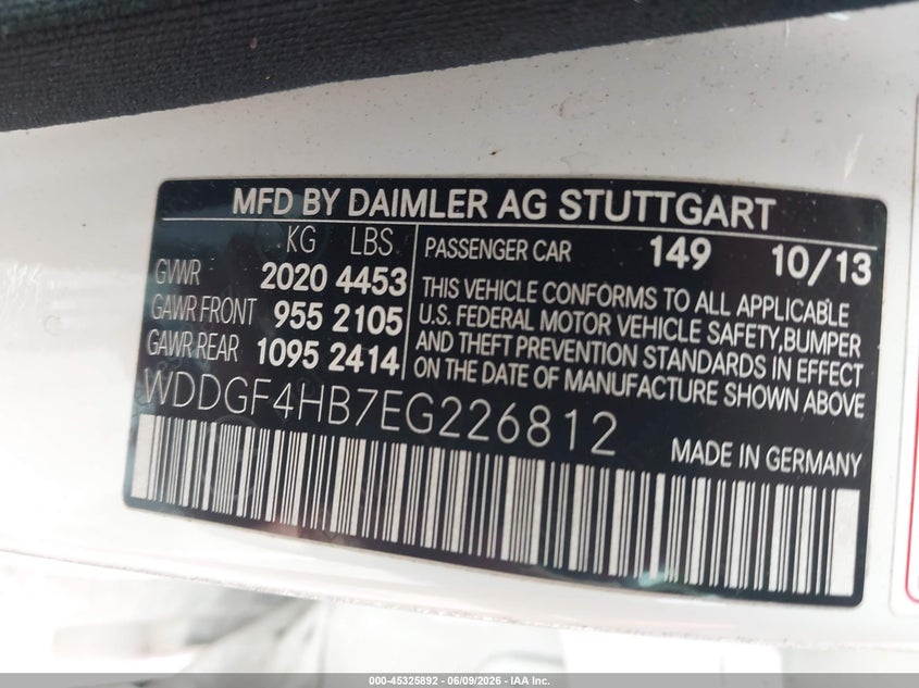 2014 Mercedes-benz C-klasse VIN WDDGF4HB7EG226812 IAAI salvage auction — SIDE, Salvage (North Carolina), sold $3,400 on 2026-07-15 (photo 9)