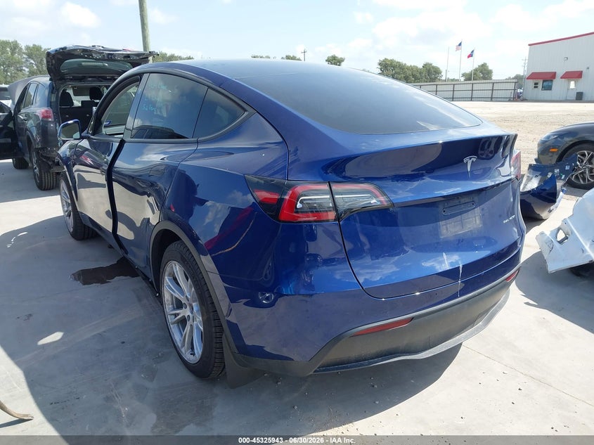 2023 Tesla Model y VIN 7SAYGAEE3PF968570 IAAI salvage auction — FRONT END, Salvage (Texas), sold $12,100 on 2026-07-13 (photo 3)