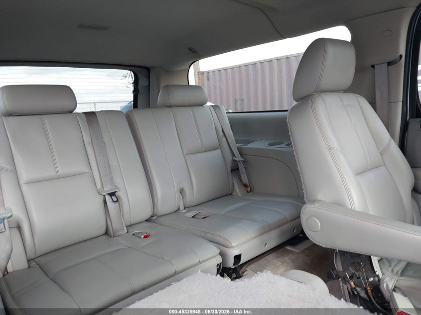 2012 Chevrolet Suburban 1500 VIN 1GNSCJE00CR276765 IAAI salvage auction — HAIL, Clear (Texas), sold $3,550 on 2026-07-09 (photo 8)