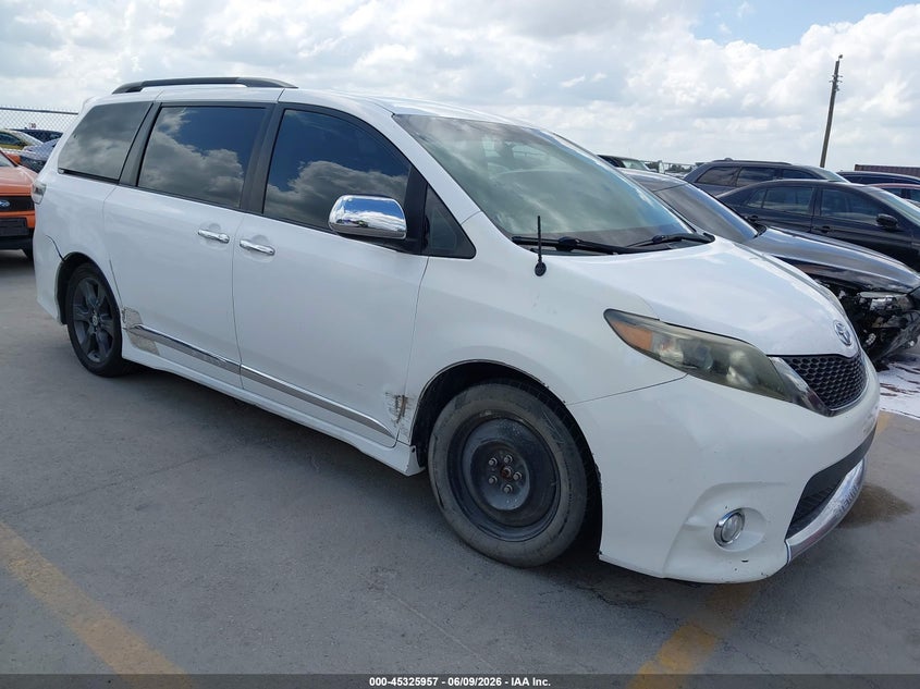 2011 Toyota Sienna VIN 5TDXK3DC5BS063318 IAAI salvage auction — SIDE, Original (Texas), sold $1,700 on 2026-07-23 (photo 1)
