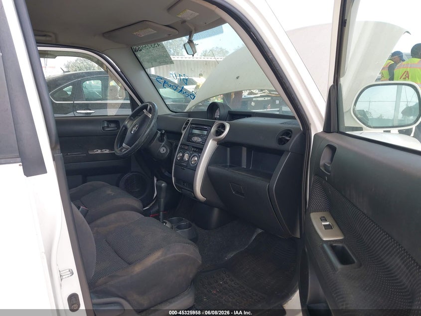 2006 Scion Xb VIN JTLKT324X64054350 IAAI salvage auction — SIDE, Salvage (California), sold $425 on 2026-07-22 (photo 5)
