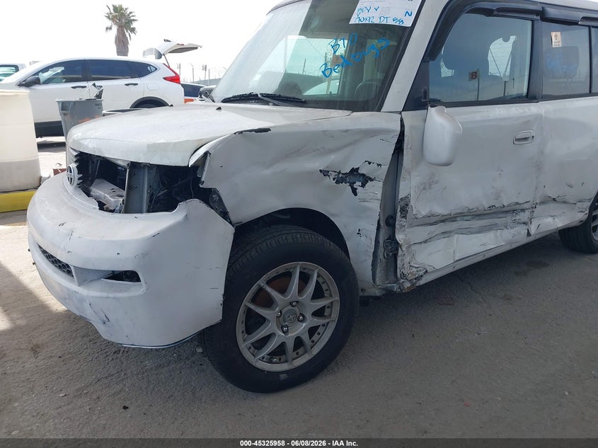 2006 Scion Xb VIN JTLKT324X64054350 IAAI salvage auction — SIDE, Salvage (California), sold $425 on 2026-07-22 (photo 6)