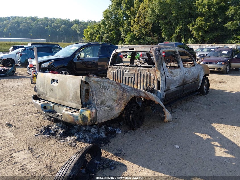 2006 Toyota Tacoma VIN 5TEMU52N46Z248515 IAAI salvage auction — TOTAL BURN, Non-Repairable (Tennessee), sold $100 on 2026-07-08 (photo 4)