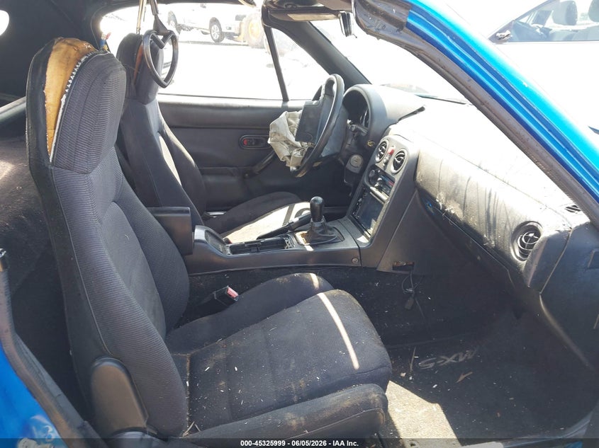 1991 Mazda Mx-5 miata VIN JM1NA3518M1221805 IAAI salvage auction — NORMAL WEAR, Salvage (California), sold $225 on 2026-07-13 (photo 5)