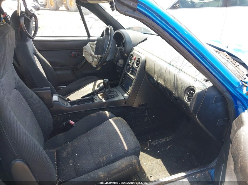 1991 Mazda Mx-5 miata VIN JM1NA3518M1221805 IAAI salvage auction — NORMAL WEAR, Salvage (California), sold $225 on 2026-07-13 (photo 8)
