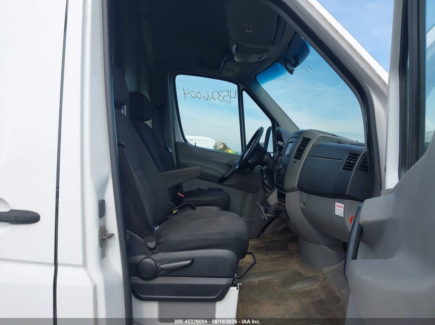 2015 Freightliner Sprinter 2500 VIN WDYPE8DCXFP124963 IAAI salvage auction — NORMAL WEAR, Clear (New York), sold $25 on 2026-07-30 (photo 1)