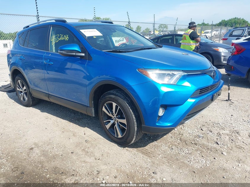 2017 Toyota Rav 4 VIN JTMRFREV9HJ141721 IAAI salvage auction — REAR END, Clear (Wisconsin), sold $6,900 on 2026-07-28 (photo 1)
