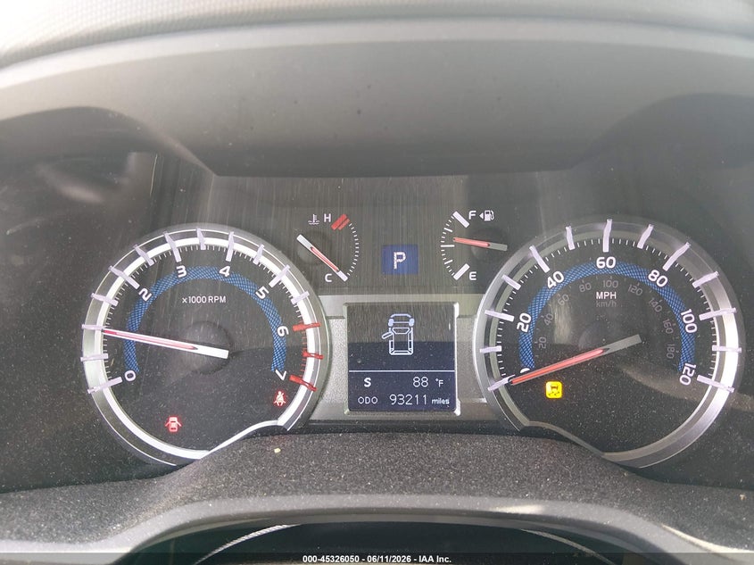 2019 Toyota 4runner VIN JTEBU5JR3K5640311 IAAI salvage auction — LEFT FRONT, Salvage Title, sold $10,800 on 2026-07-31 (photo 7)