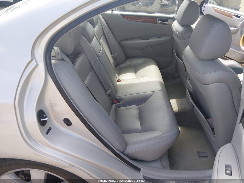 2005 Lexus ES VIN JTHBA30G255063906 IAAI salvage auction — NORMAL WEAR, Clear (Tennessee), sold $975 on 2026-07-16 (photo 8)