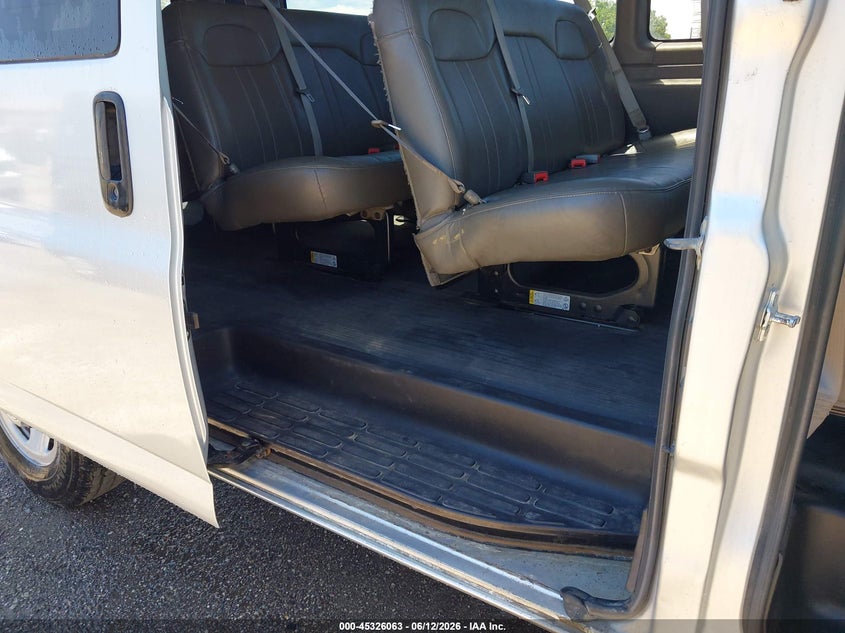 2019 Chevrolet Express 2500 VIN 1GAWGEFG5K1332318 IAAI salvage auction — NORMAL WEAR, Sf97 (Indiana), sold $14,200 on 2026-07-15 (photo 8)