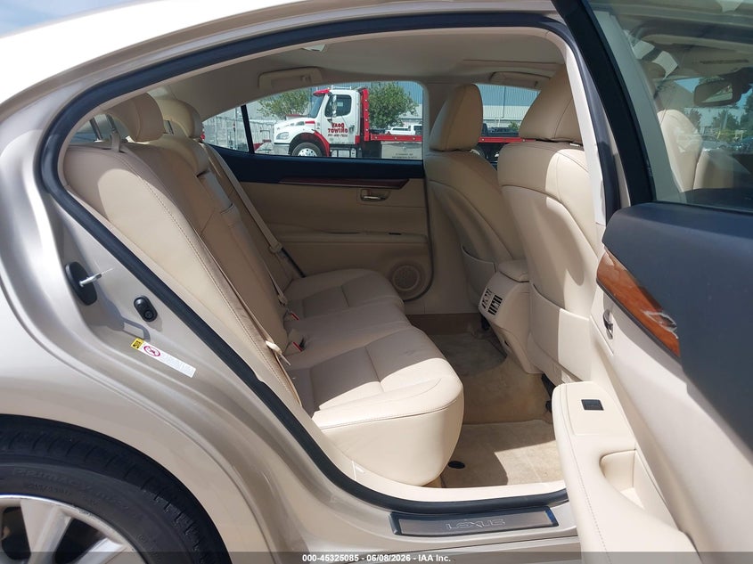 2013 Lexus ES VIN JTHBW1GG6D2004112 IAAI salvage auction — REAR END, Salvage (California), sold $4,150 on 2026-07-09 (photo 8)
