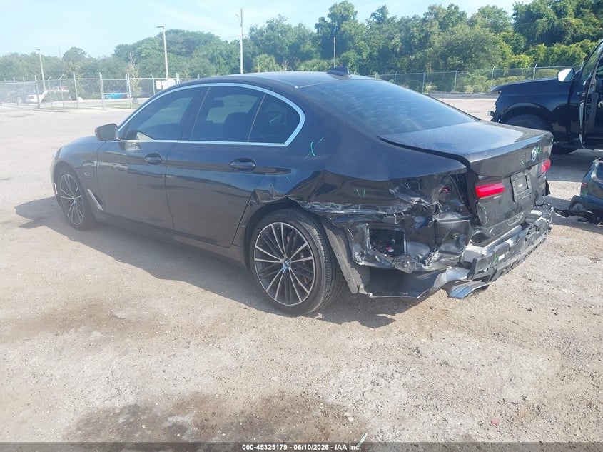 2022 BMW 5er VIN WBA13AG08NCJ34524 IAAI salvage auction — REAR END, Salvage Title, sold $13,600 on 2026-07-30 (photo 3)