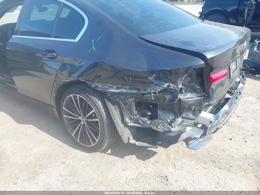 2022 BMW 5er VIN WBA13AG08NCJ34524 IAAI salvage auction — REAR END, Salvage Title, sold $13,600 on 2026-07-30 (photo 6)
