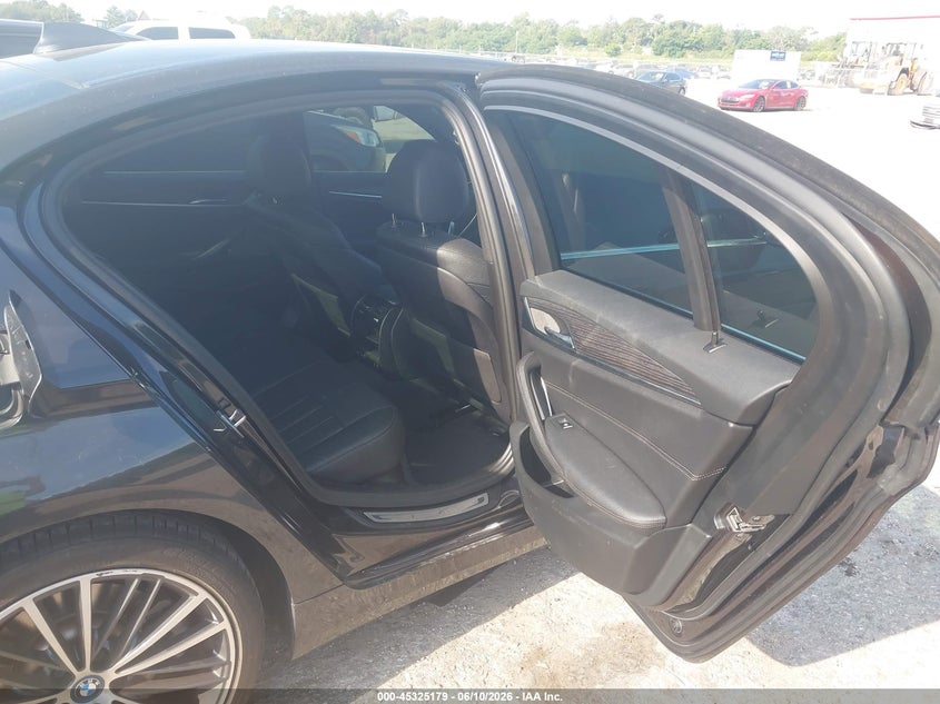 2022 BMW 5er VIN WBA13AG08NCJ34524 IAAI salvage auction — REAR END, Salvage Title, sold $13,600 on 2026-07-30 (photo 8)