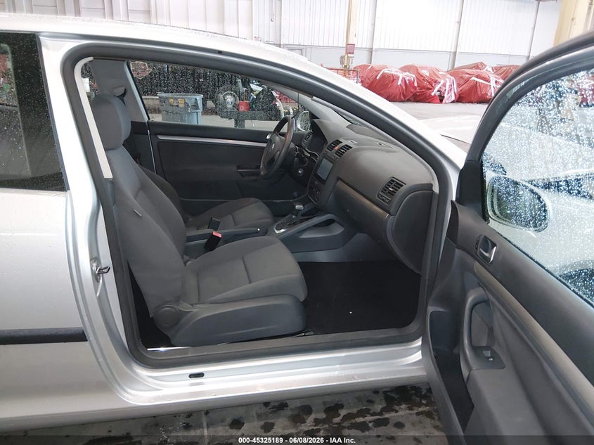 2009 Volkswagen Rabbit VIN WVWBB71K19W001972 IAAI salvage auction — FRONT END, Salvage (Oregon), sold $525 on 2026-08-06 (photo 5)