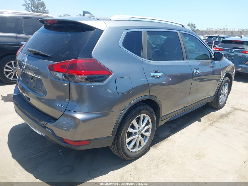 2018 Nissan Rogue VIN JN8AT2MT6JW450542 IAAI salvage auction — RIGHT FRONT, Salvage (California), sold $3,700 on 2026-07-08 (photo 4)